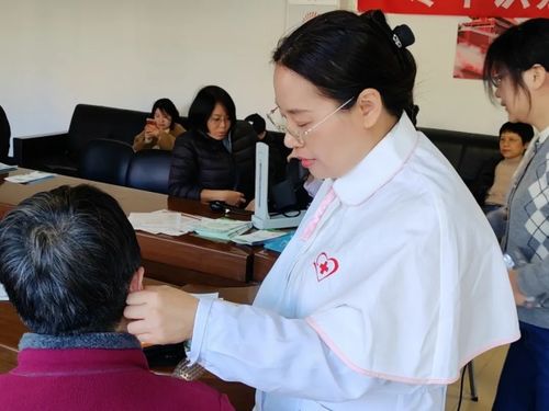 知识赋能提素养，健康服务促实效——论健康宣讲与教育咨询在基本医疗提质增效中的核心作用